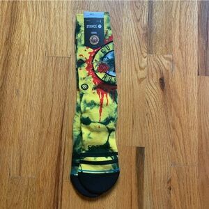 Guns and Roses yellow crew socks size L